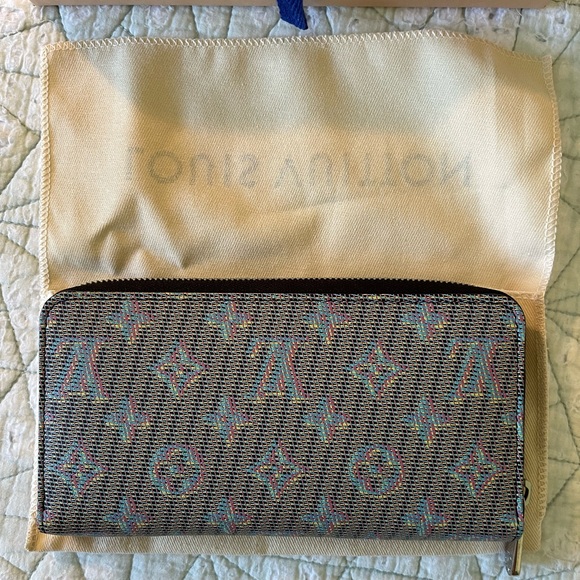 Louis Vuitton Pop canvas zippy limited edition bleu - Picture 1 of 6